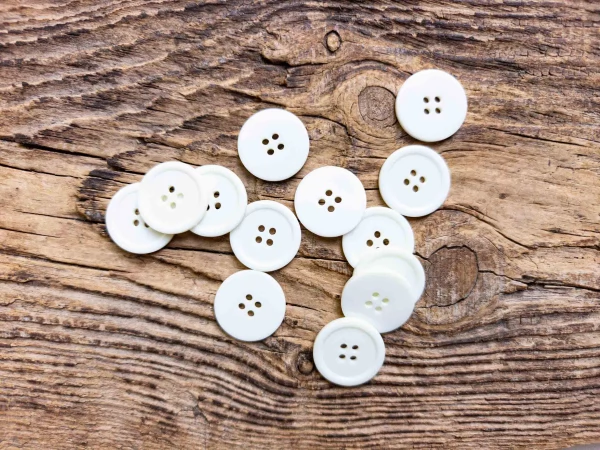 Пуговица арт. MX 1654/Milky/40L Пуговица арт. MX 1654/Milky/40L